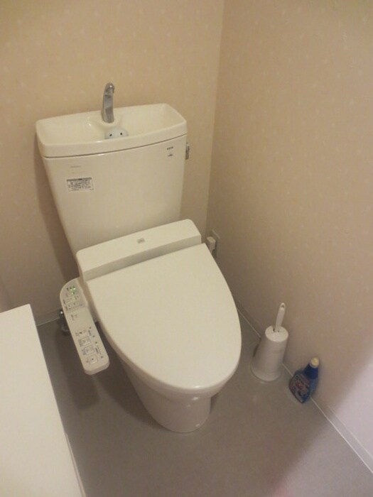 物件内観写真10　(トイレ)