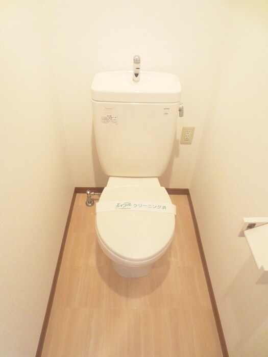 物件内観写真14　(トイレ)