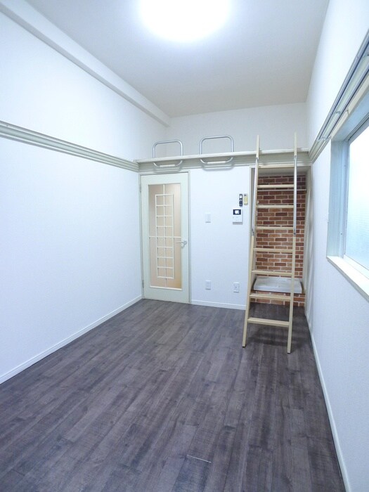 物件内観写真10　(居室)