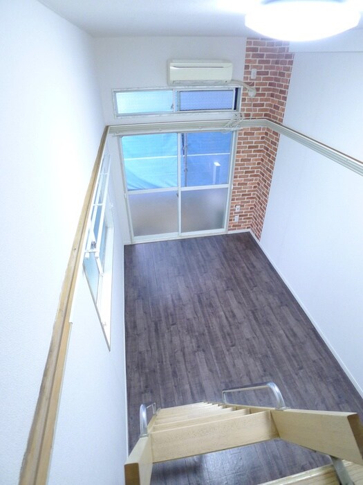 物件内観写真18　(室内からの展望)