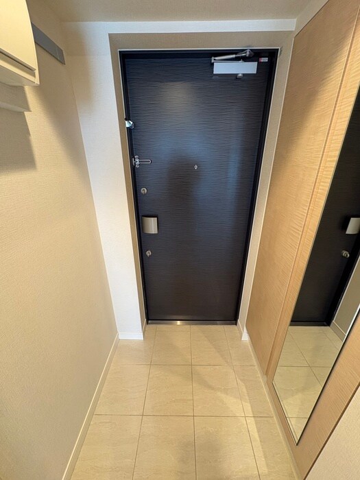 物件内観写真15　(玄関)