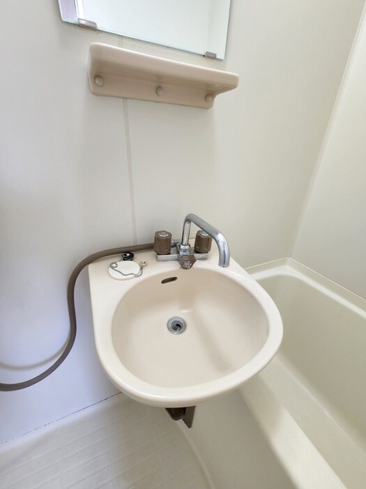 物件内観写真11　(洗面)