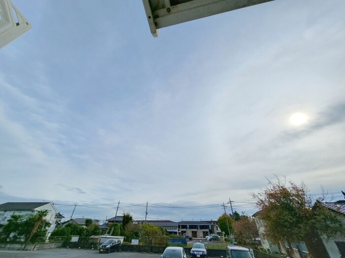 物件内観写真15　(室内からの展望)