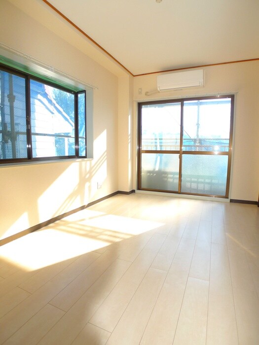 物件内観写真7　(居室)