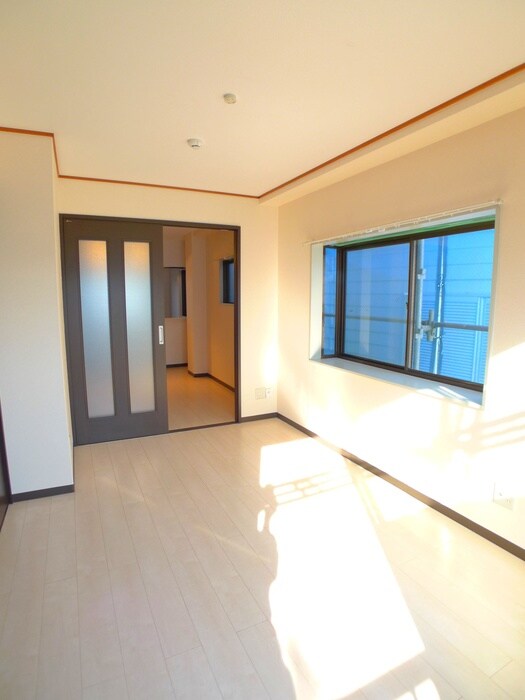 物件内観写真10　(居室)