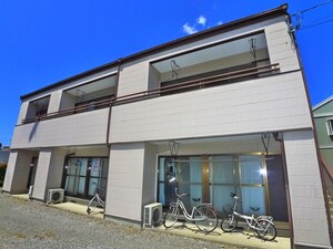 カト－ガ－デンハイツＤ棟外観写真