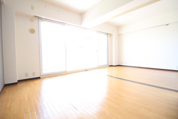 物件内観写真5　(居室)