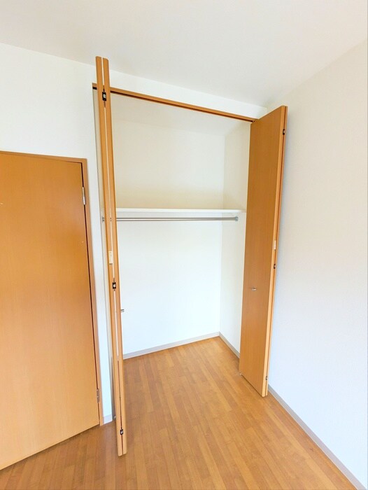 物件内観写真15　(収納)