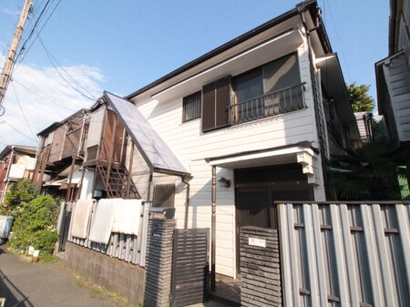 鈴木貸家外観写真