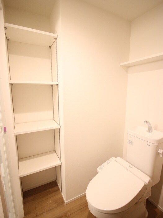 物件内観写真16　(トイレ)