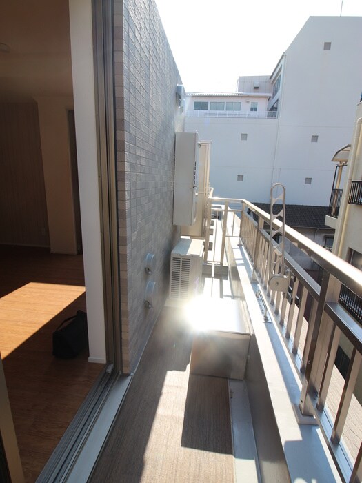 物件内観写真16　(ベランダ・バルコニー)