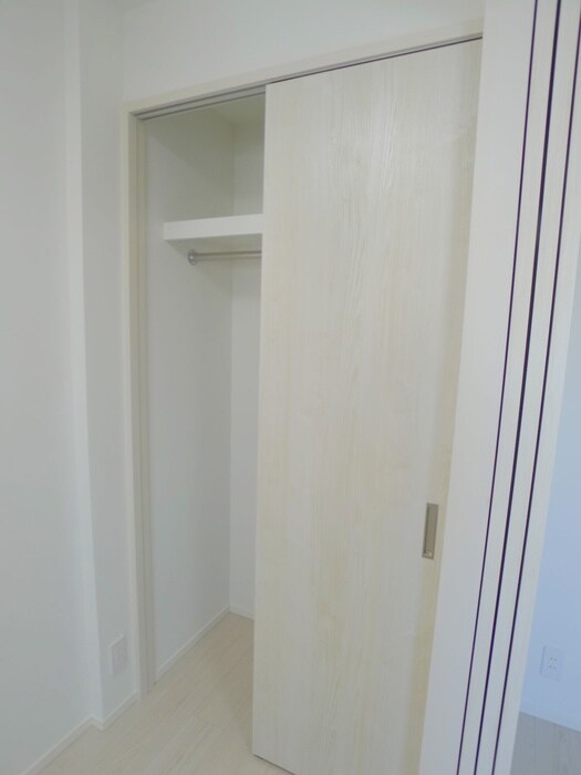 物件内観写真11　(収納)