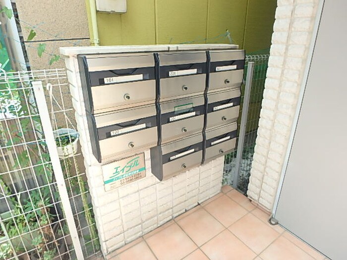 物件外観写真4　(建物設備)