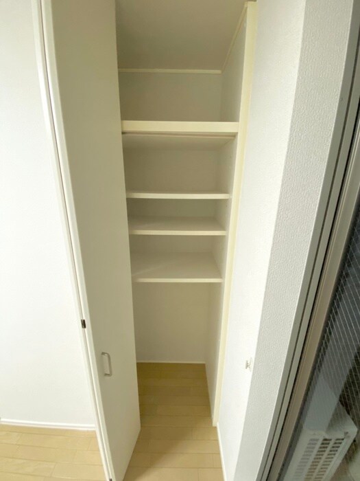 物件内観写真14　(収納)