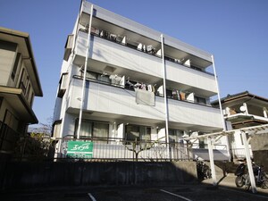サンパールハイツ外観写真