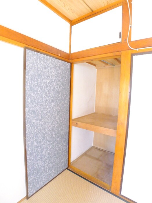 物件内観写真15　(収納)