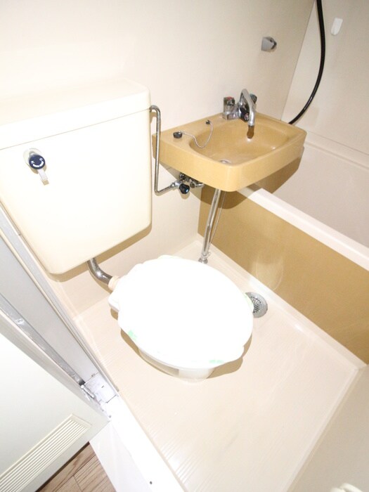 物件内観写真12　(トイレ)