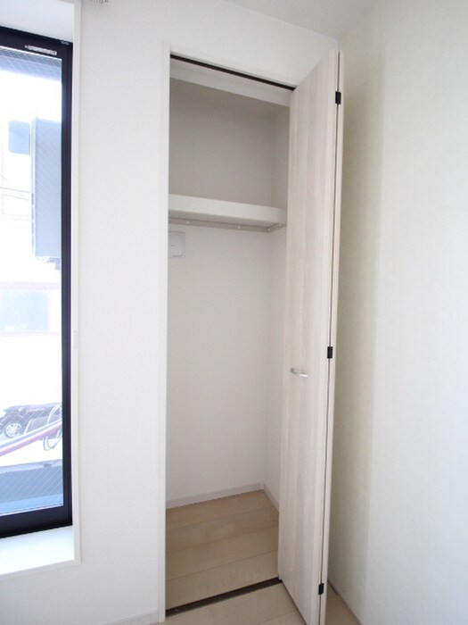 物件内観写真10　(収納)
