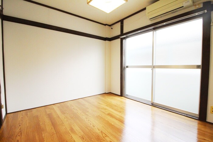 物件内観写真10　(居室)