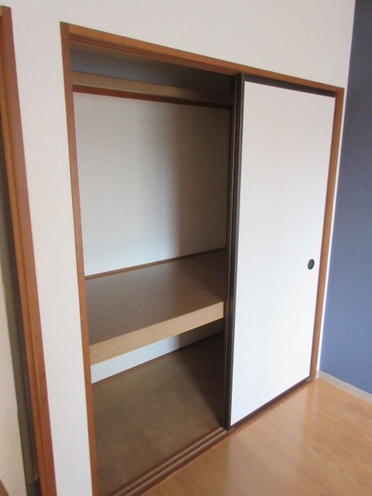 物件内観写真10　(収納)