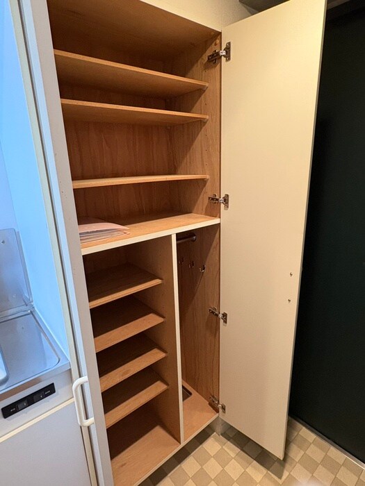 物件内観写真15　(靴箱)