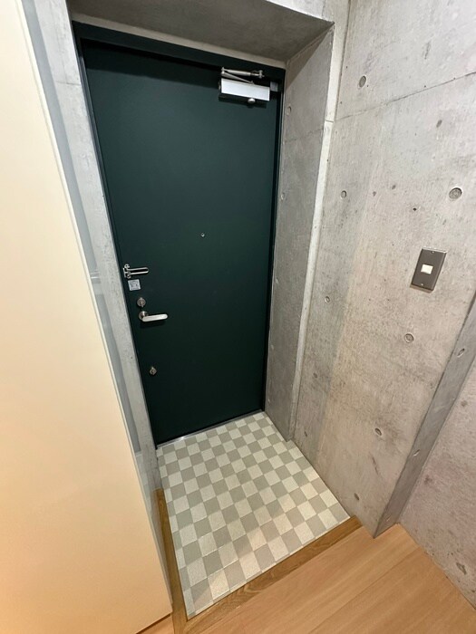 物件内観写真17　(玄関)