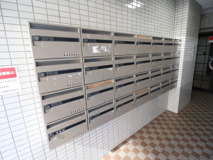 物件外観写真4　(建物設備)