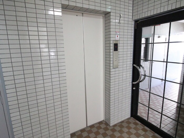 物件外観写真6　(建物設備)