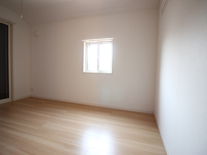 物件内観写真11　(居室)