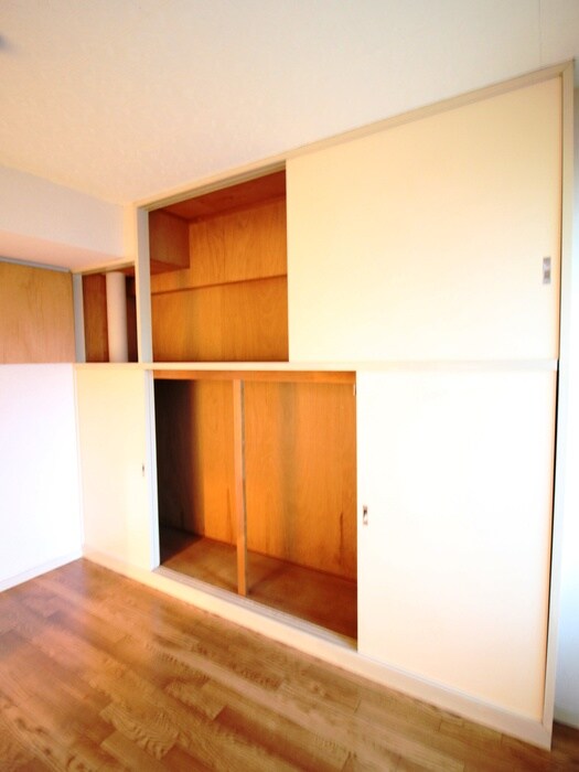 物件内観写真10　(収納)