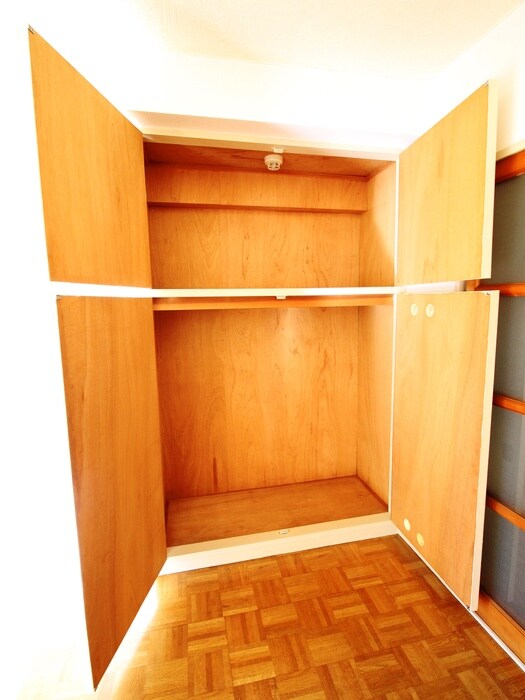 物件内観写真18　(収納)