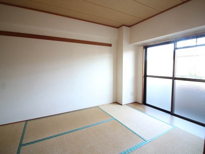 物件内観写真10　(居室)