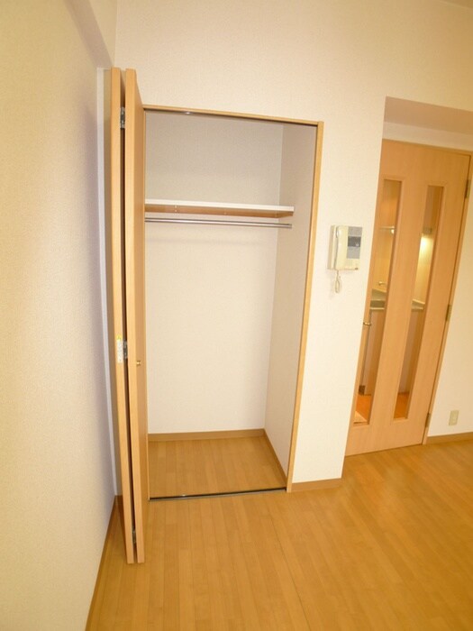 物件内観写真8　(収納)