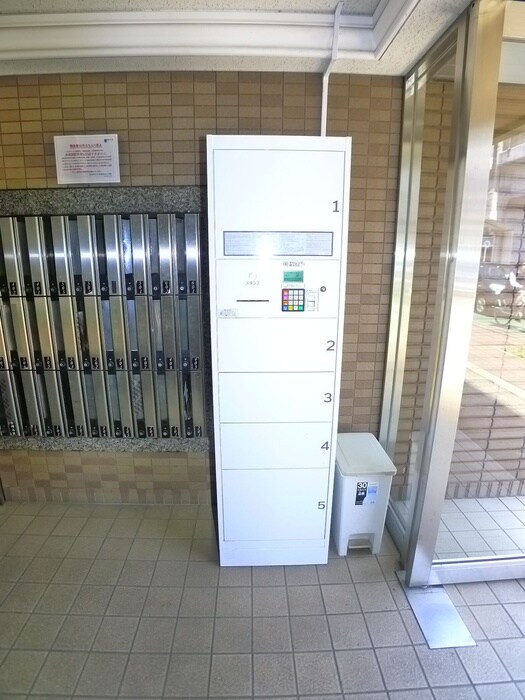 物件外観写真4　(建物設備)