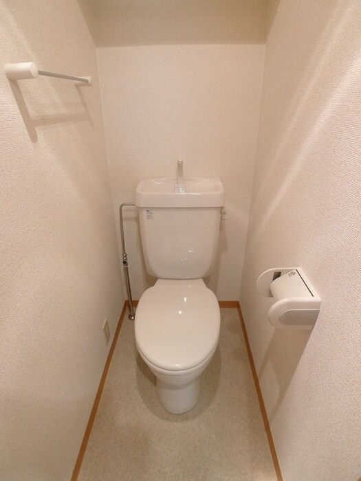 物件内観写真15　(トイレ)