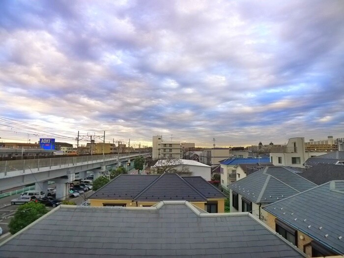 物件内観写真22　(室内からの展望)