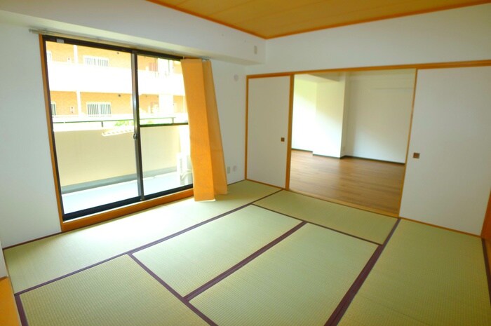 物件内観写真9　(居室)