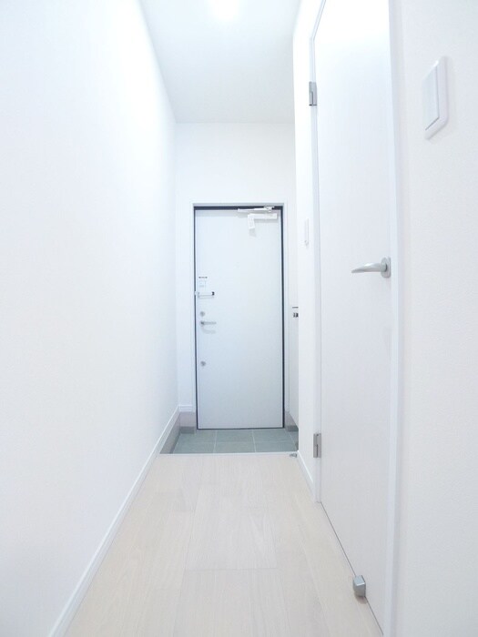物件内観写真19　(廊下)