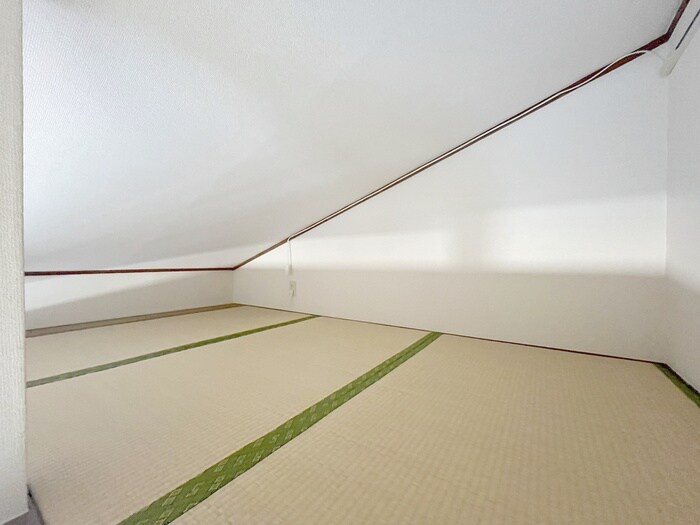 物件内観写真15　(玄関)