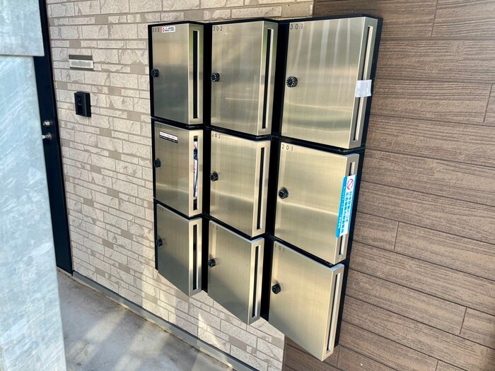 物件外観写真4　(建物設備)