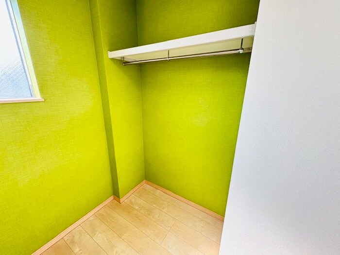 物件内観写真13　(収納)
