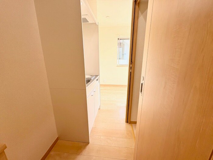 物件内観写真15　(廊下)