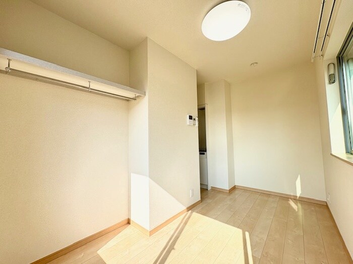 物件内観写真22　(居室)