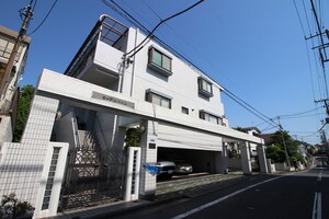 エ－デルハイム外観写真