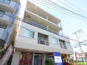 サンライト鶴間外観写真