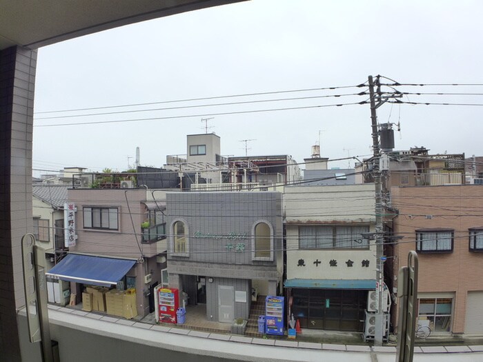 物件内観写真18　(室内からの展望)