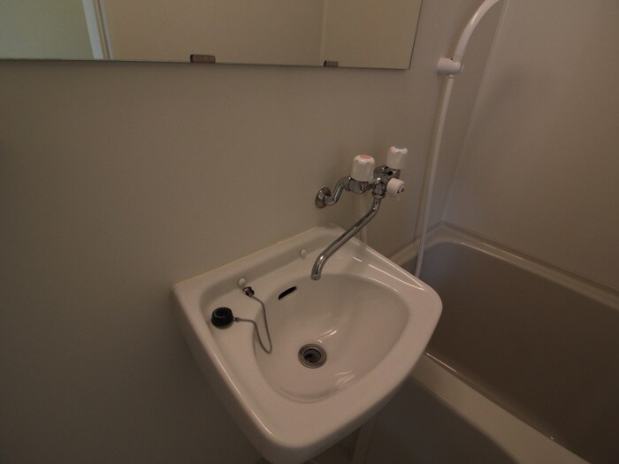 物件内観写真13　(洗面)