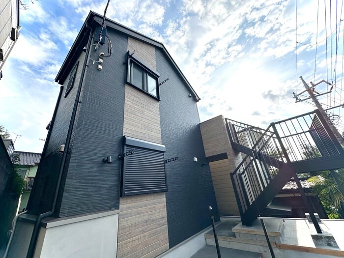 物件外観写真1　(外観写真)