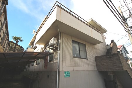 ア－バンコ－ト外観写真