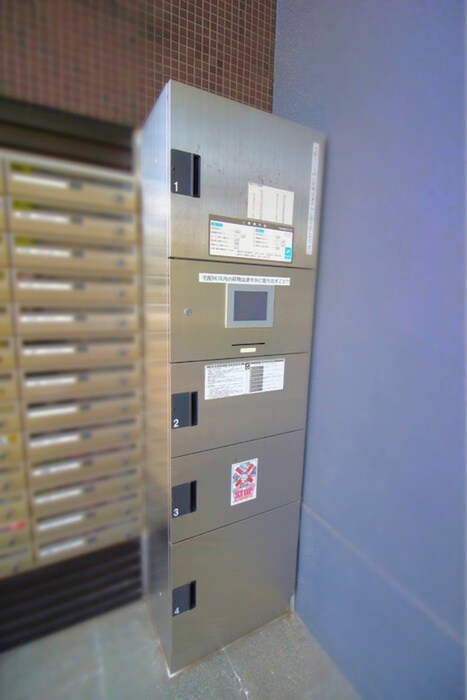 物件外観写真4　(建物設備)